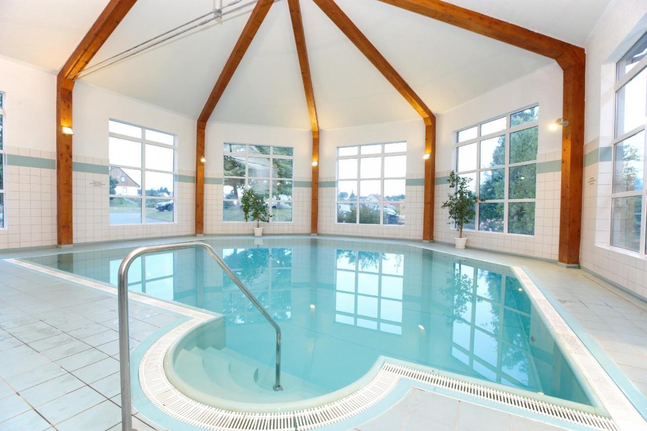 Sonnenhotel Feldberg Am See Mit Schwimmbad, Sauna Und Dampfbad Feldberger Seenlandschaft Eksteriør bilde