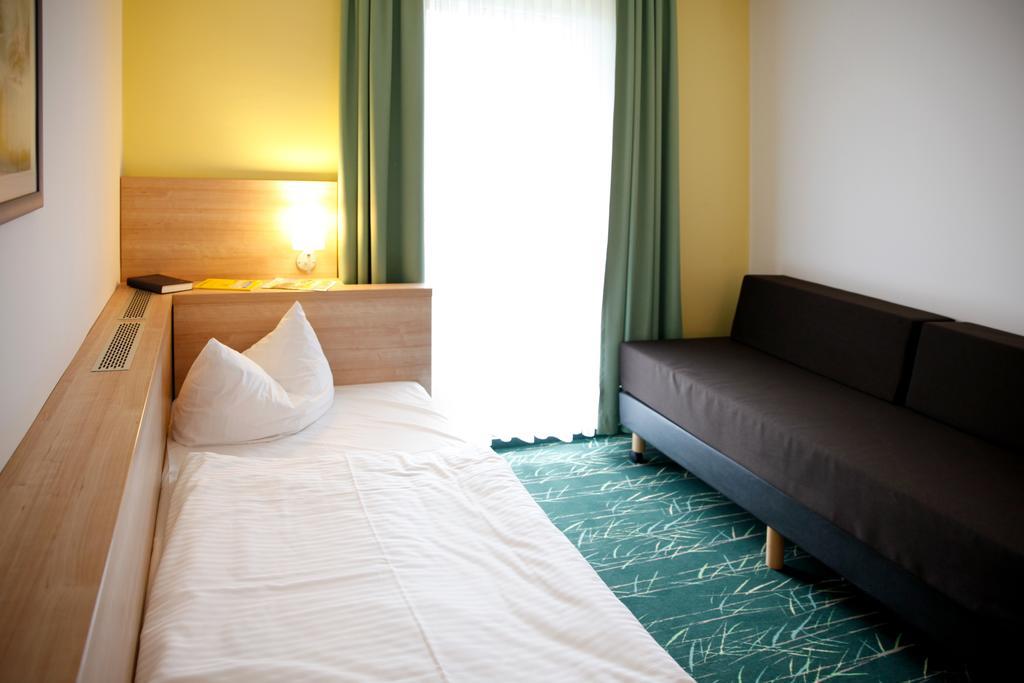 Sonnenhotel Feldberg Am See Mit Schwimmbad, Sauna Und Dampfbad Feldberger Seenlandschaft Rom bilde