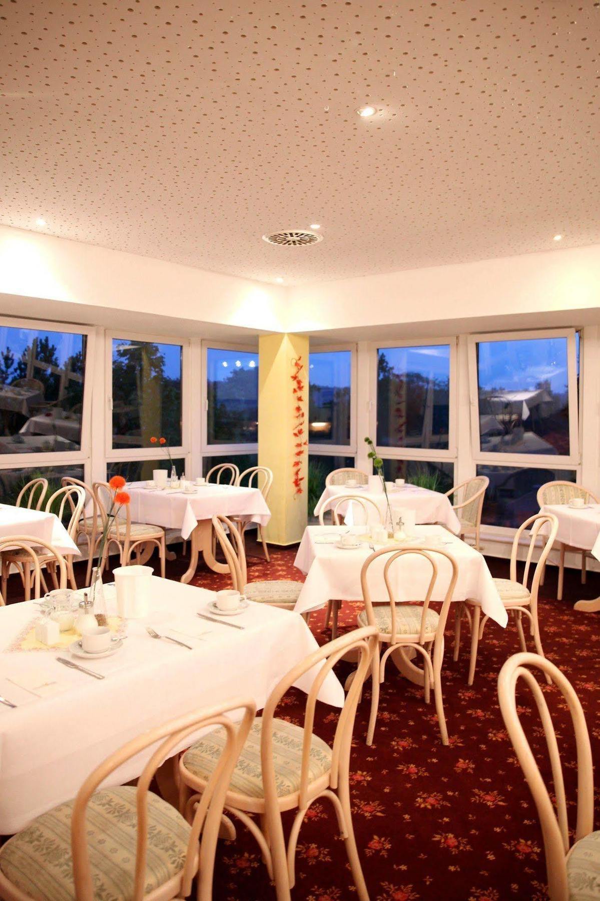 Sonnenhotel Feldberg Am See Mit Schwimmbad, Sauna Und Dampfbad Feldberger Seenlandschaft Eksteriør bilde